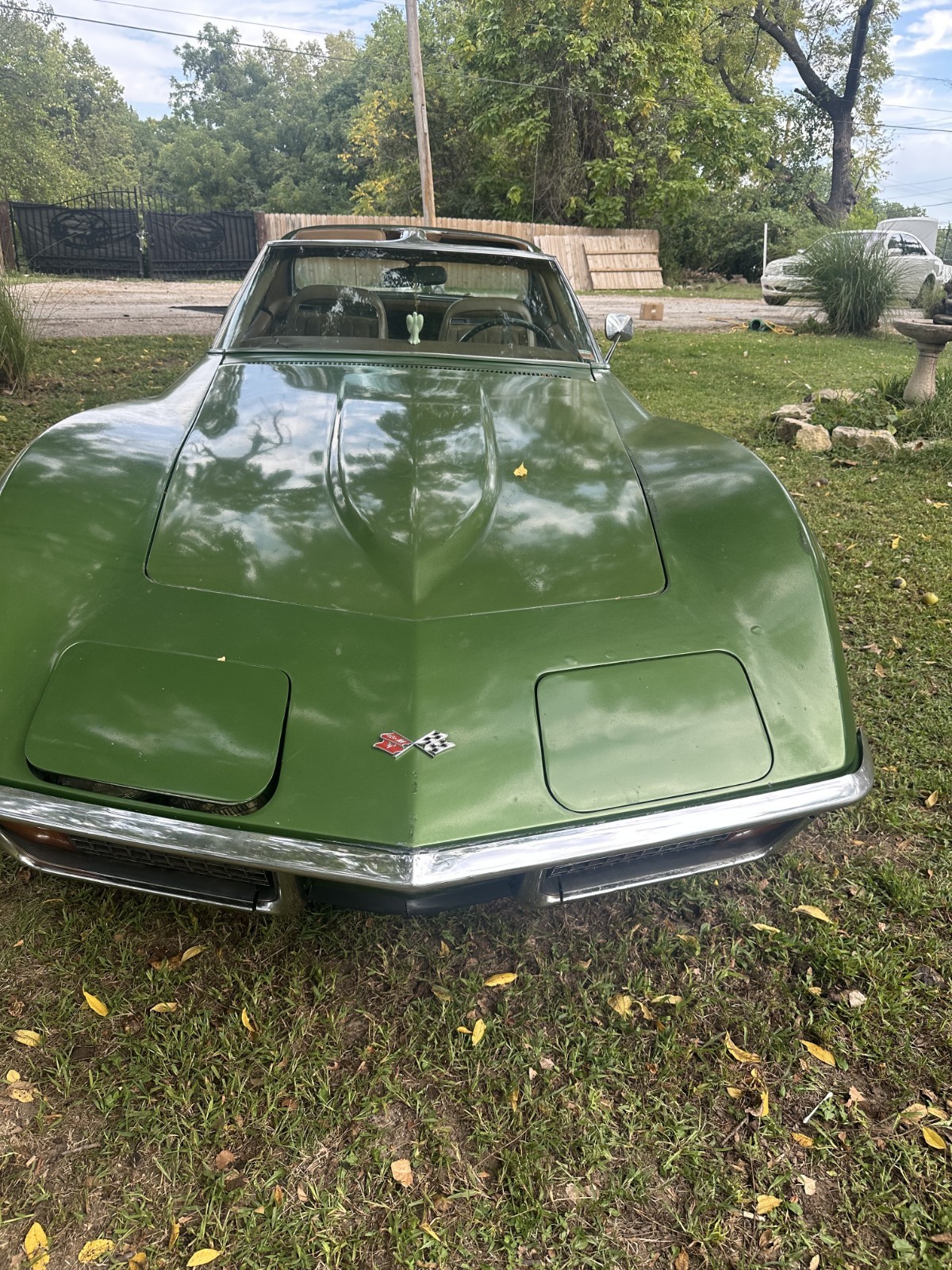 Chevrolet-Corvette-1972-Coupe-2