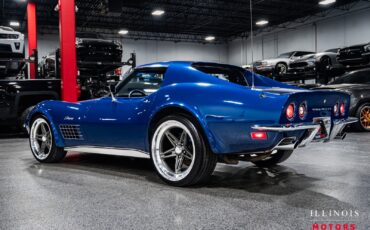 Chevrolet-Corvette-1972-Coupe-2