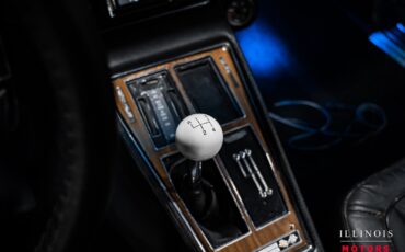 Chevrolet-Corvette-1972-Coupe-24