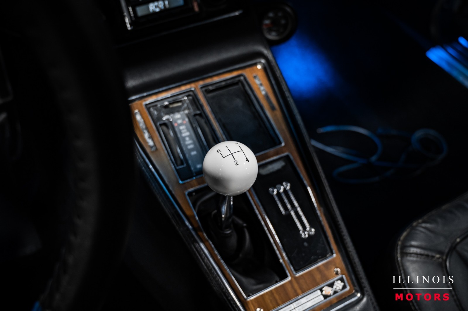 Chevrolet-Corvette-1972-Coupe-24