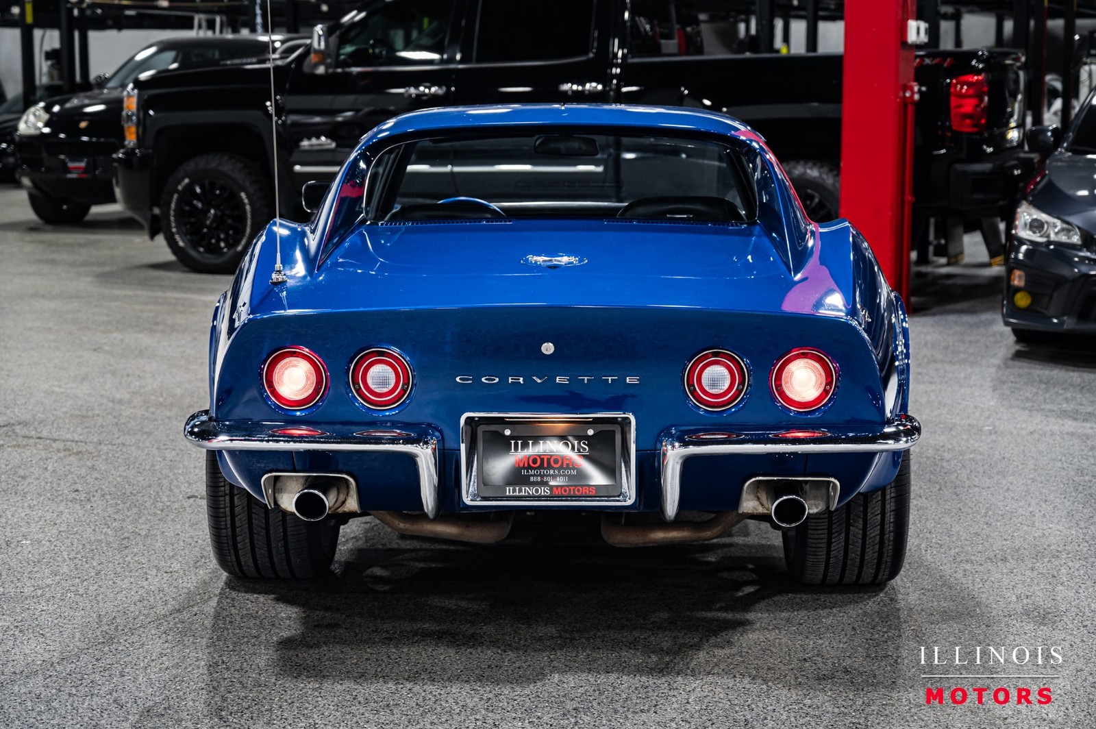 Chevrolet-Corvette-1972-Coupe-3