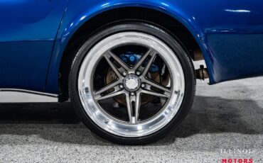 Chevrolet-Corvette-1972-Coupe-9