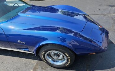 Chevrolet-Corvette-1973-11