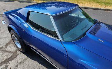 Chevrolet-Corvette-1973-12