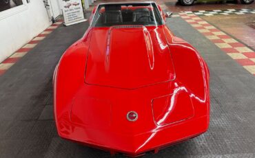 Chevrolet-Corvette-1973-13