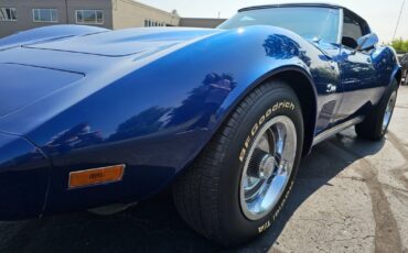Chevrolet-Corvette-1973-14