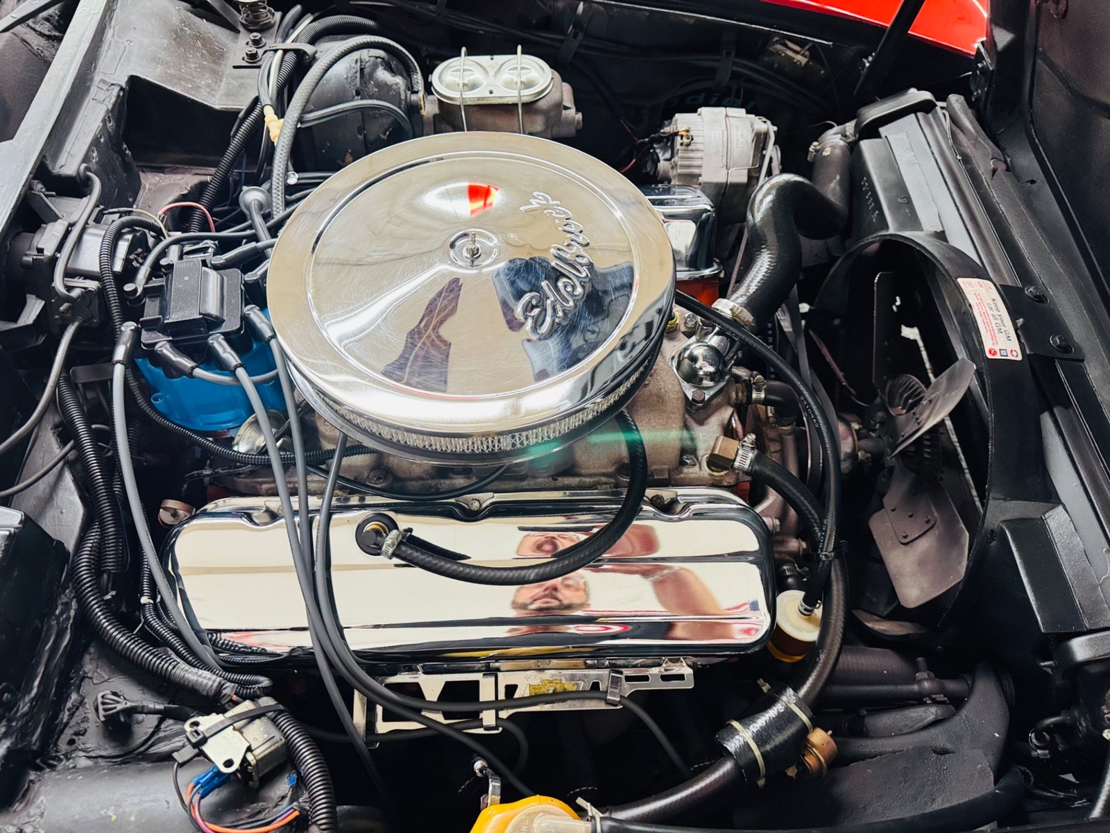 Chevrolet-Corvette-1973-19