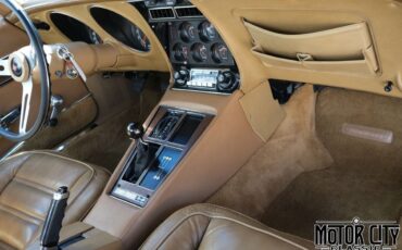 Chevrolet-Corvette-1973-19