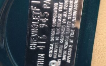 Chevrolet-Corvette-1973-25