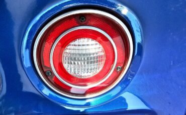 Chevrolet-Corvette-1973-28