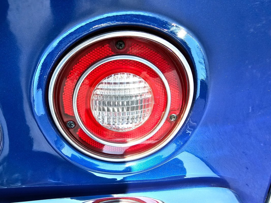 Chevrolet-Corvette-1973-28