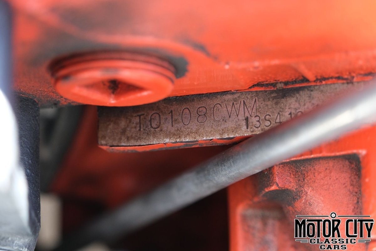 Chevrolet-Corvette-1973-29