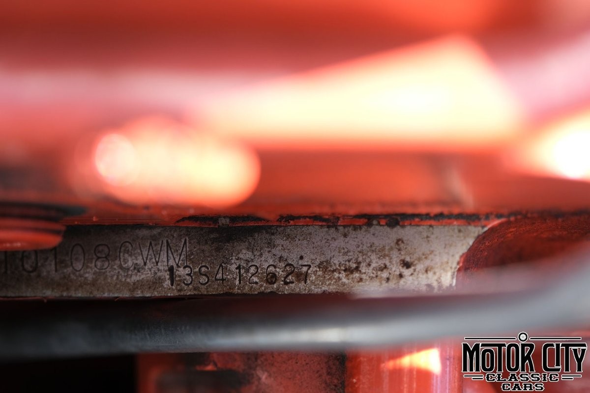 Chevrolet-Corvette-1973-30