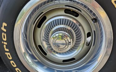 Chevrolet-Corvette-1973-34