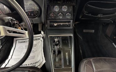 Chevrolet-Corvette-1973-38