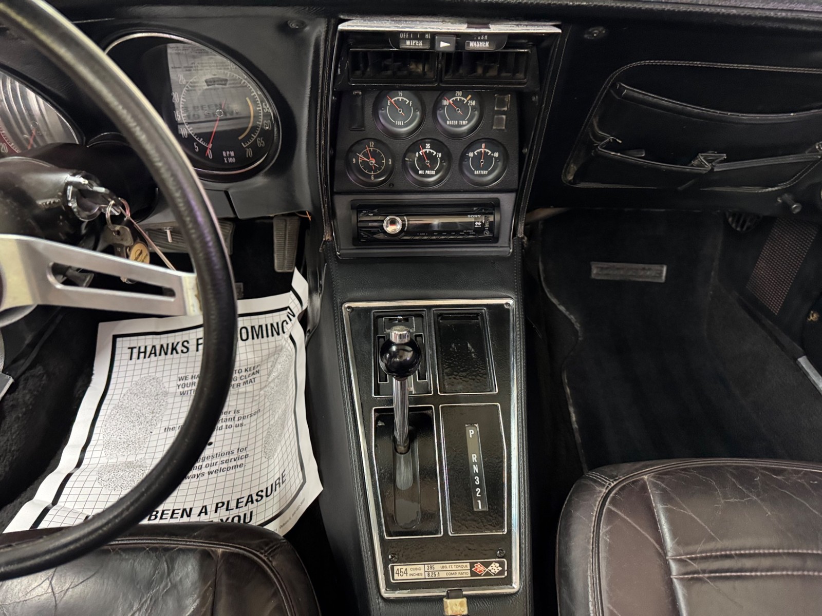 Chevrolet-Corvette-1973-38