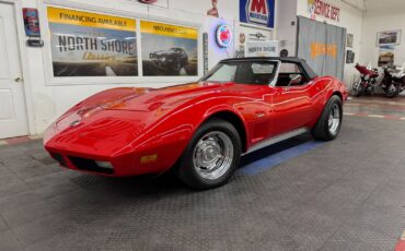 Chevrolet-Corvette-1973-4