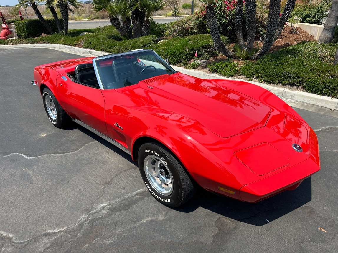 Chevrolet-Corvette-1973-Classic-Car-11