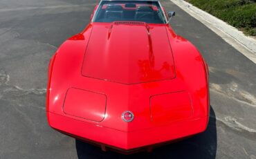 Chevrolet-Corvette-1973-Classic-Car-12
