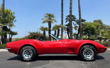 Chevrolet-Corvette-1973-Classic-Car-15