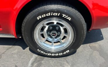 Chevrolet-Corvette-1973-Classic-Car-20