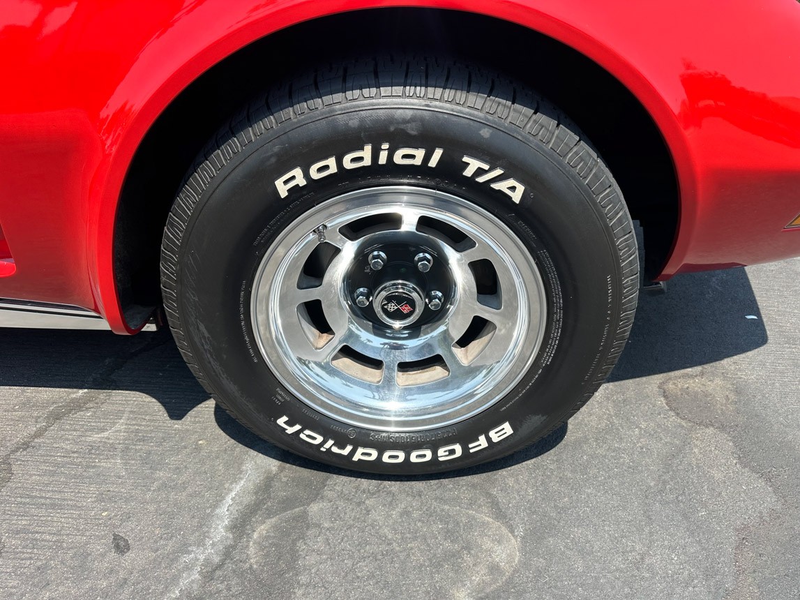 Chevrolet-Corvette-1973-Classic-Car-20