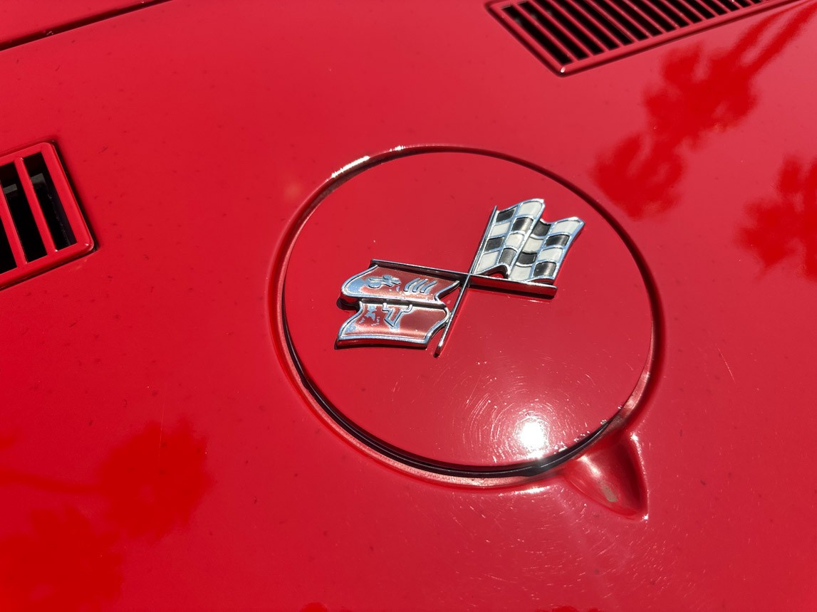 Chevrolet-Corvette-1973-Classic-Car-24