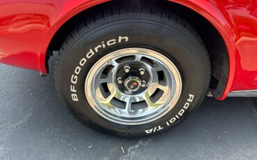 Chevrolet-Corvette-1973-Classic-Car-27