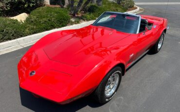 Chevrolet-Corvette-1973-Classic-Car-3