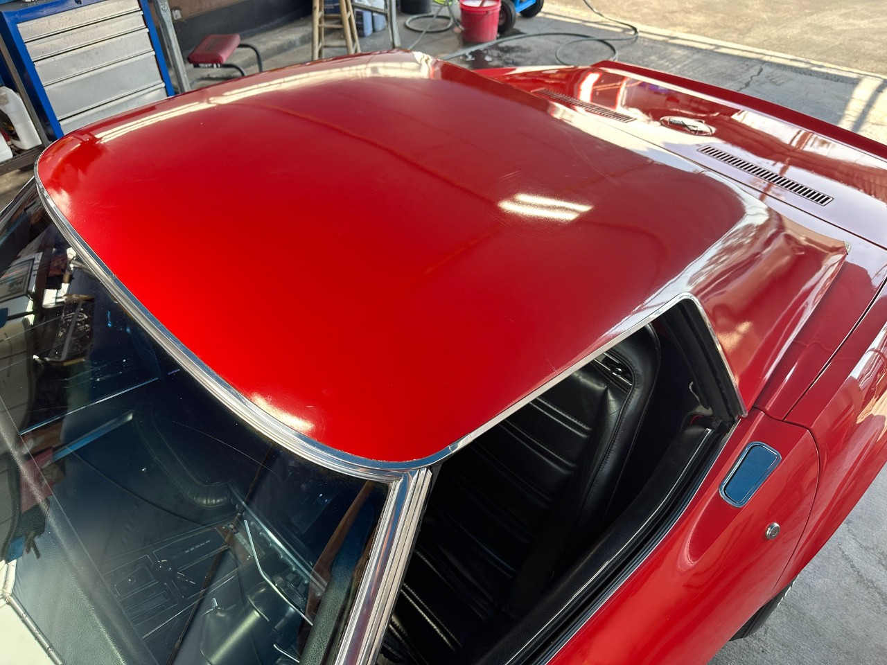 Chevrolet-Corvette-1973-Classic-Car-30