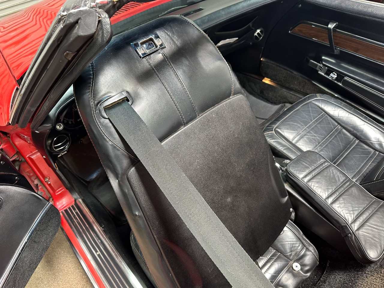 Chevrolet-Corvette-1973-Classic-Car-38