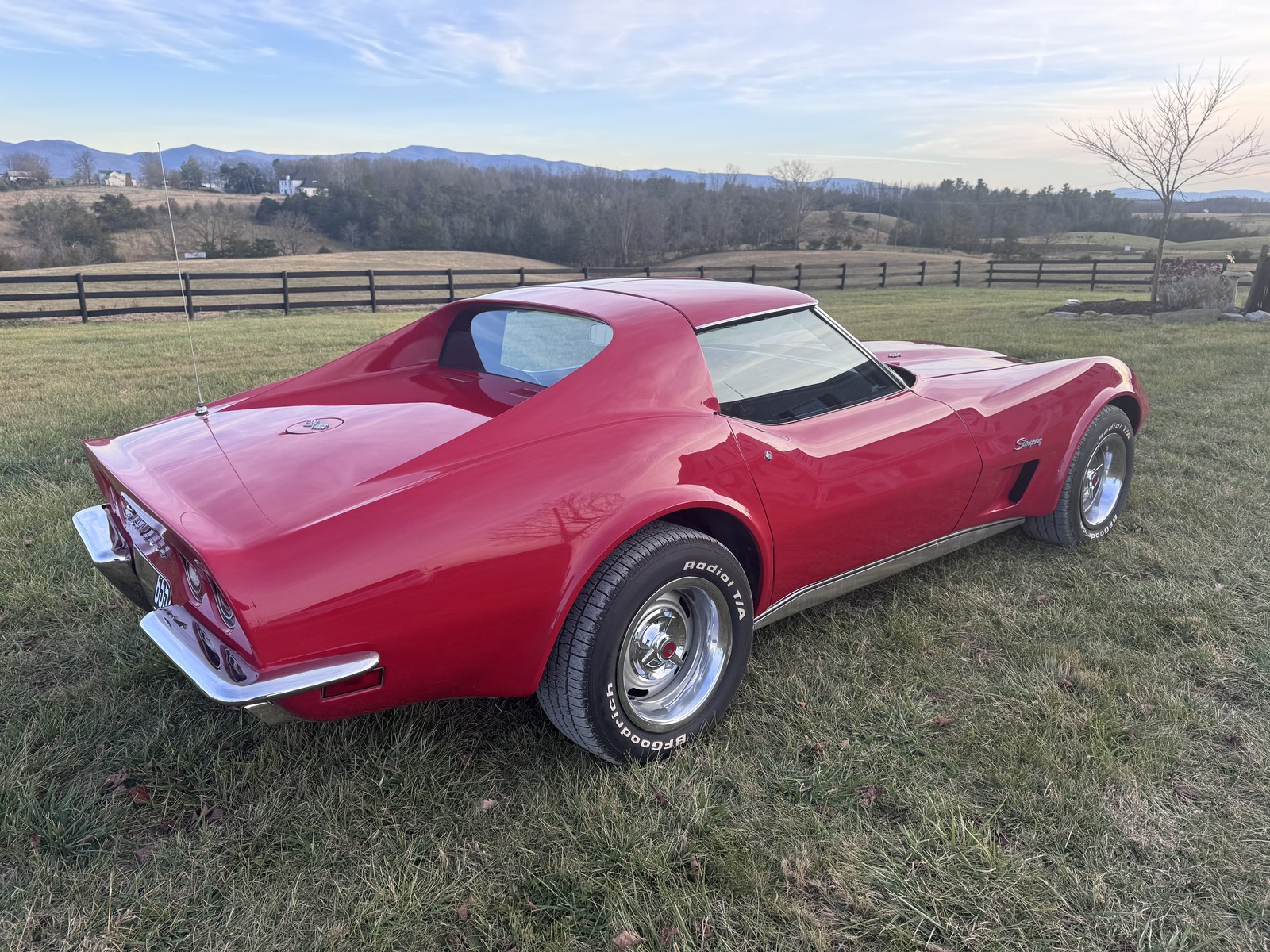Chevrolet-Corvette-1973-Coupe-4