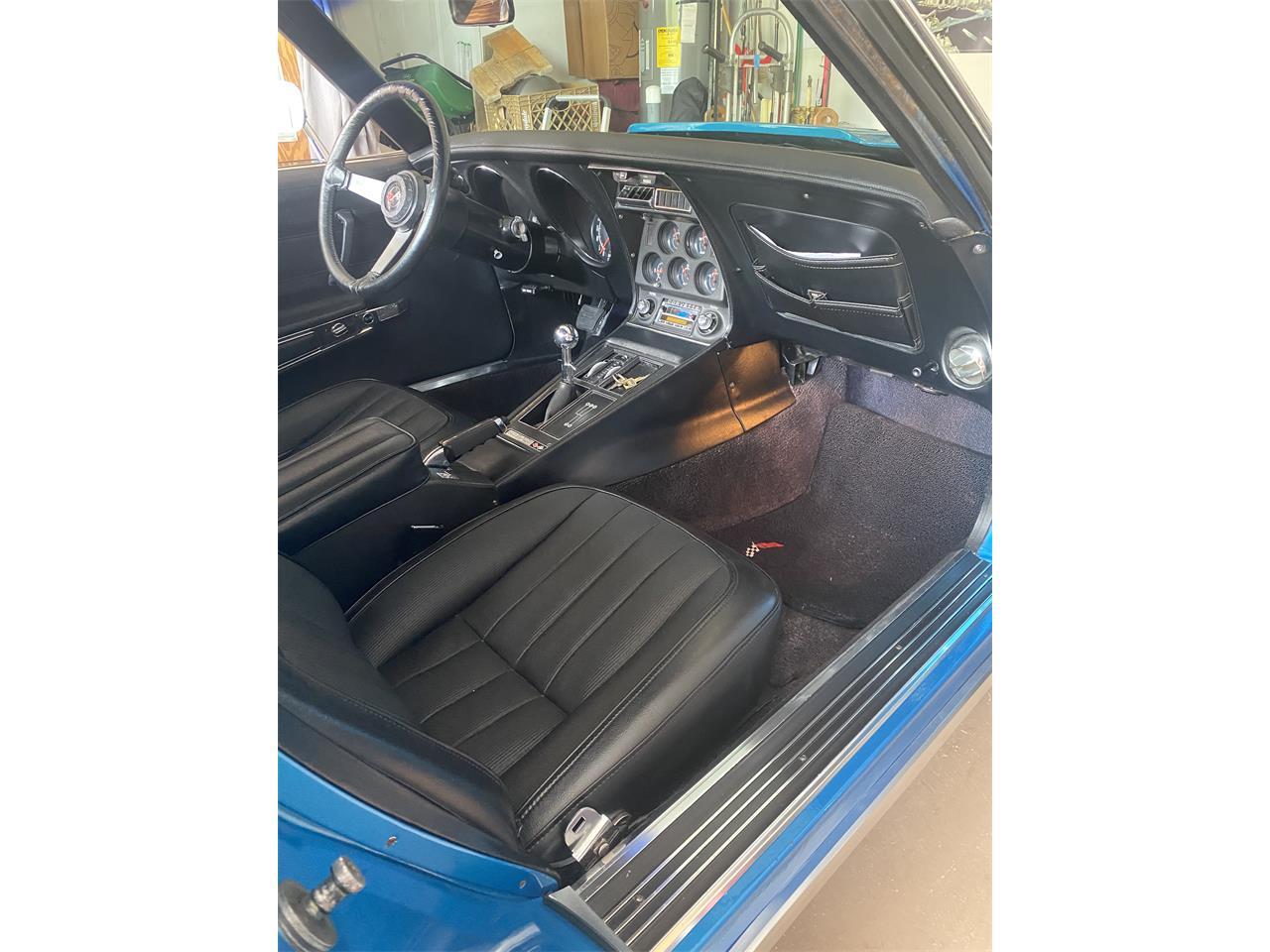 Chevrolet-Corvette-1973-Le-Mans-blue-Black-4