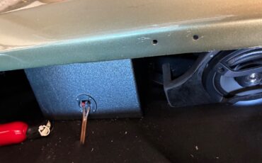 Chevrolet-Corvette-1974-Convertible-9