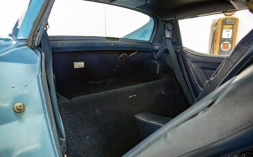 Chevrolet-Corvette-1974-Coupe-12