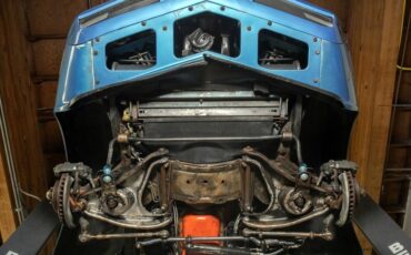 Chevrolet-Corvette-1974-Coupe-16