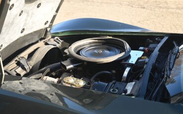 Chevrolet-Corvette-1974-Coupe-16
