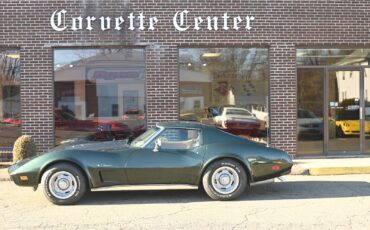 Chevrolet-Corvette-1974-Coupe-23
