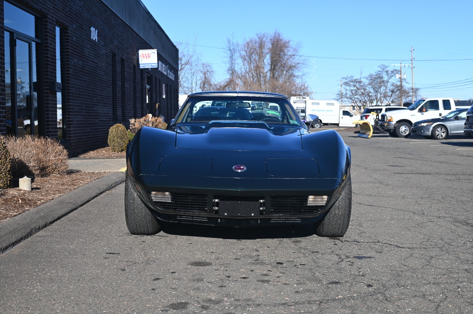Chevrolet-Corvette-1974-Coupe-4