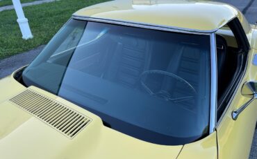 Chevrolet-Corvette-1974-convertible-16