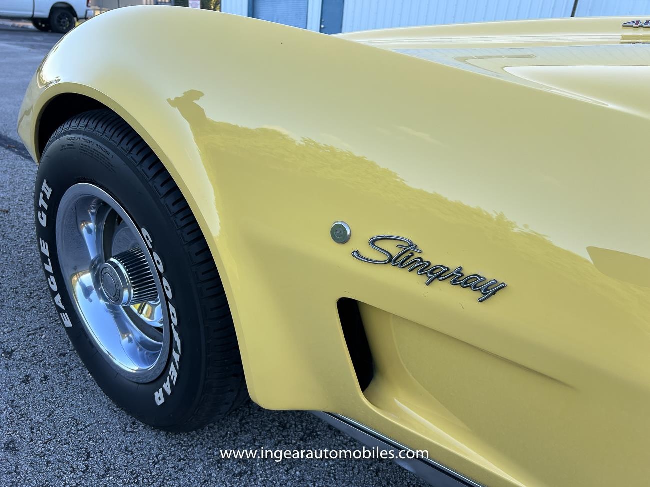 Chevrolet-Corvette-1974-convertible-20