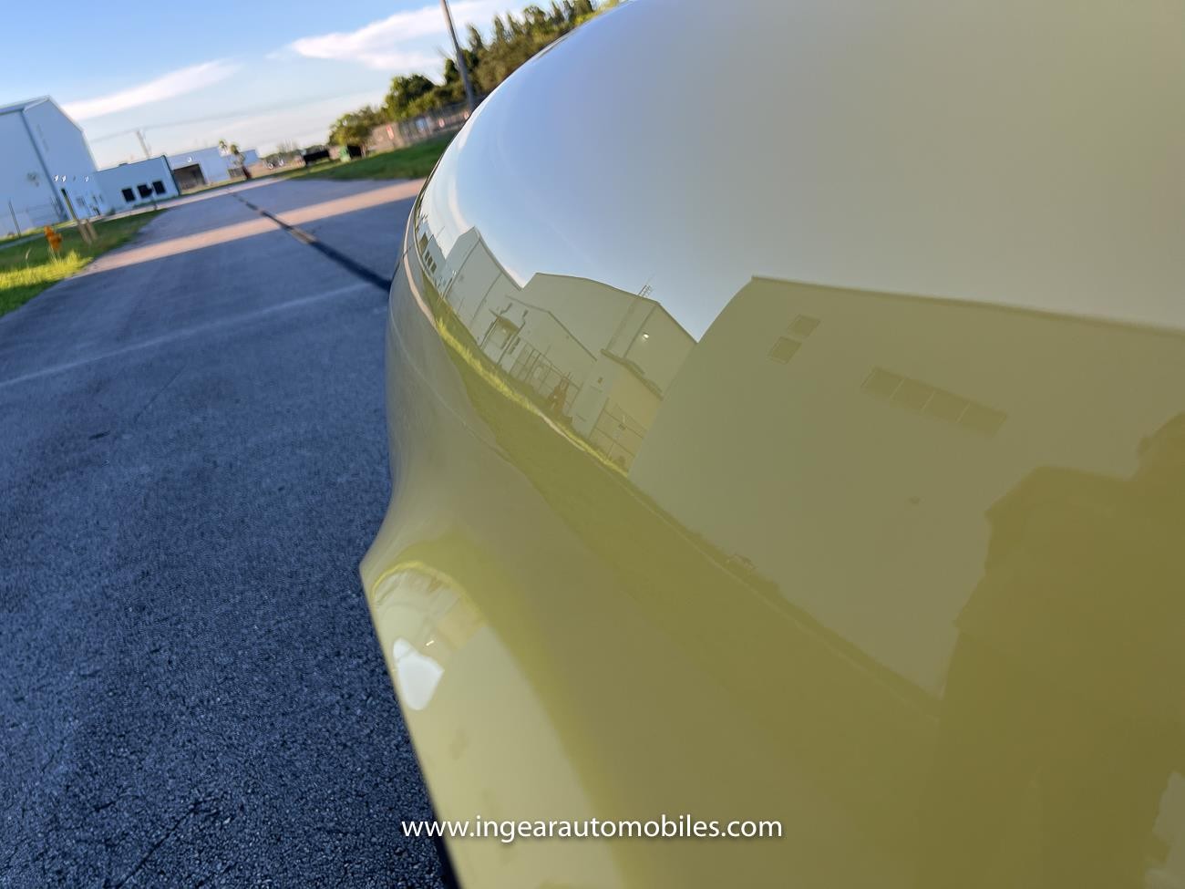 Chevrolet-Corvette-1974-convertible-36