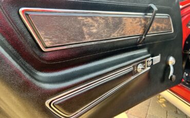 Chevrolet-Corvette-1975-20