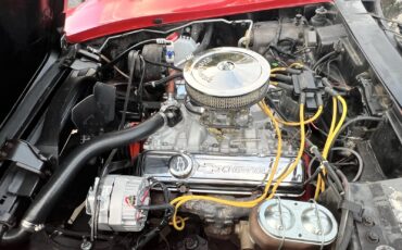 Chevrolet-Corvette-1975-24