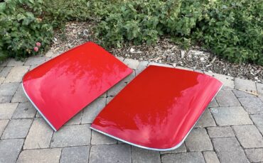 Chevrolet-Corvette-1975-6