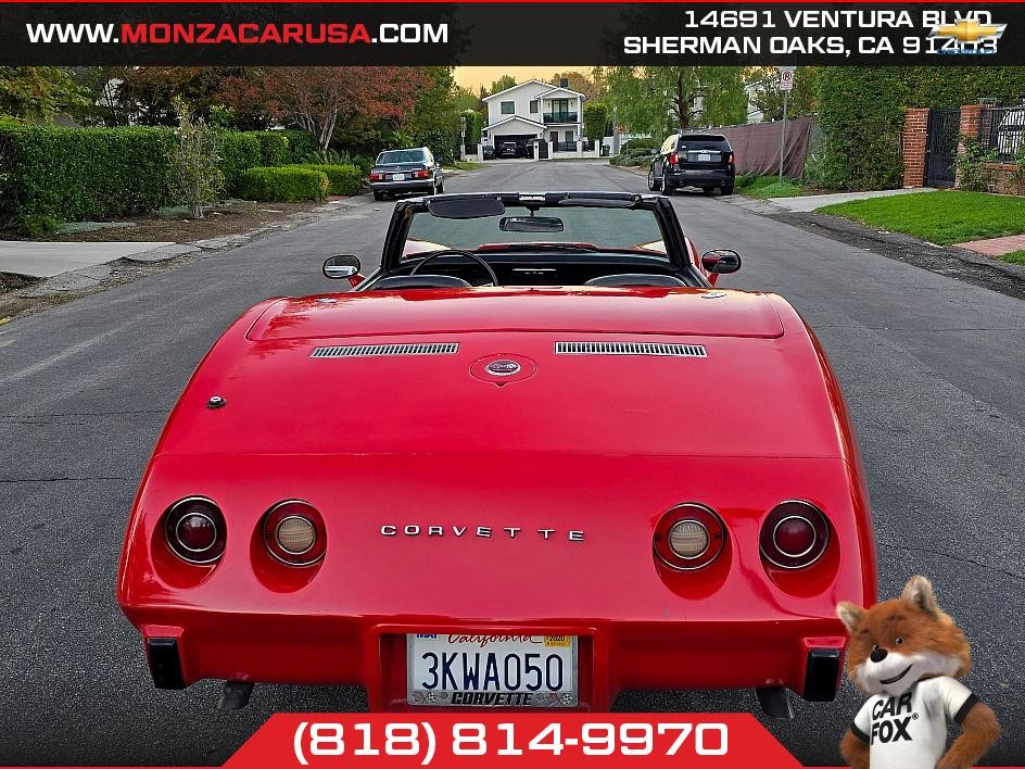 Chevrolet-Corvette-1975-Coupe-10