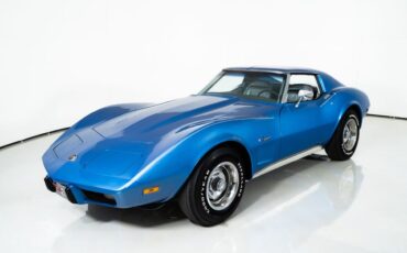 Chevrolet-Corvette-1975-Coupe-6
