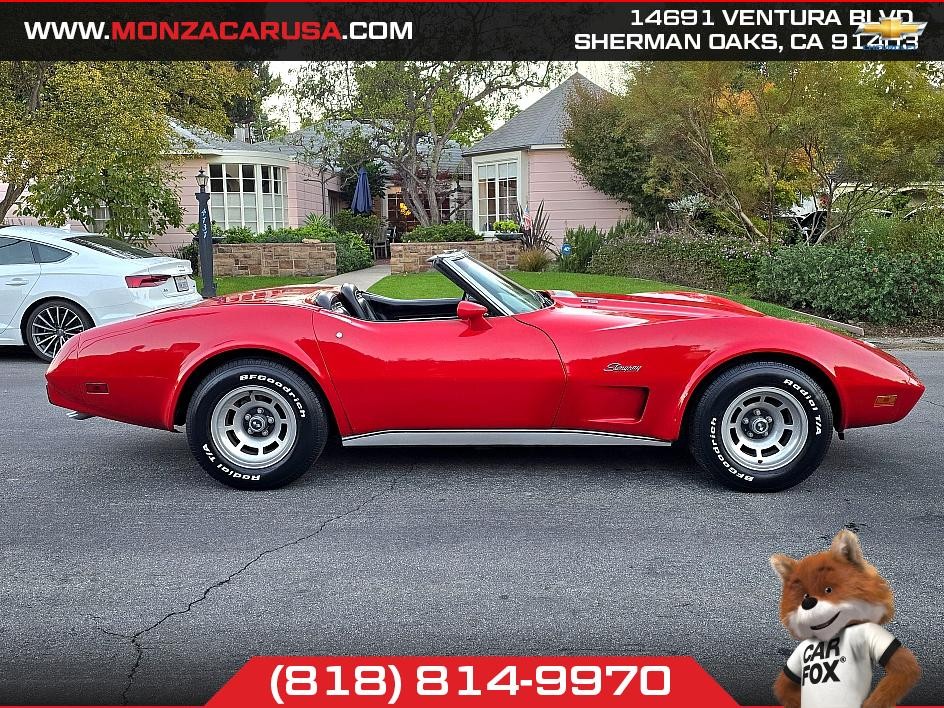 Chevrolet-Corvette-1975-Coupe-6