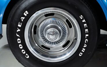 Chevrolet-Corvette-1975-Coupe-8