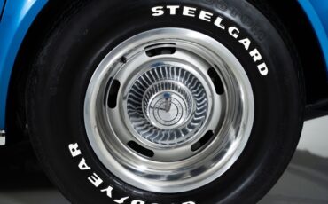 Chevrolet-Corvette-1975-Coupe-9